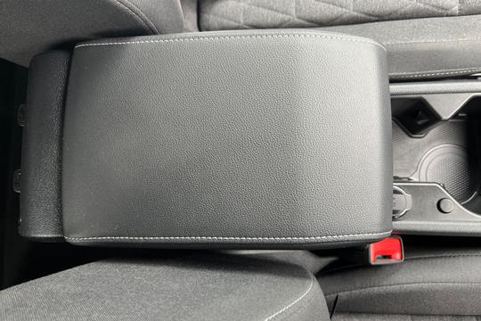 Volkswagen Golf Photo autoimg-beabb4b26e26e9fbad4800ad2e4968b591c19ae0.jpg