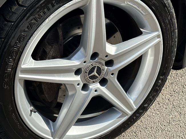 MERCEDES-BENZ C Class Photo 27