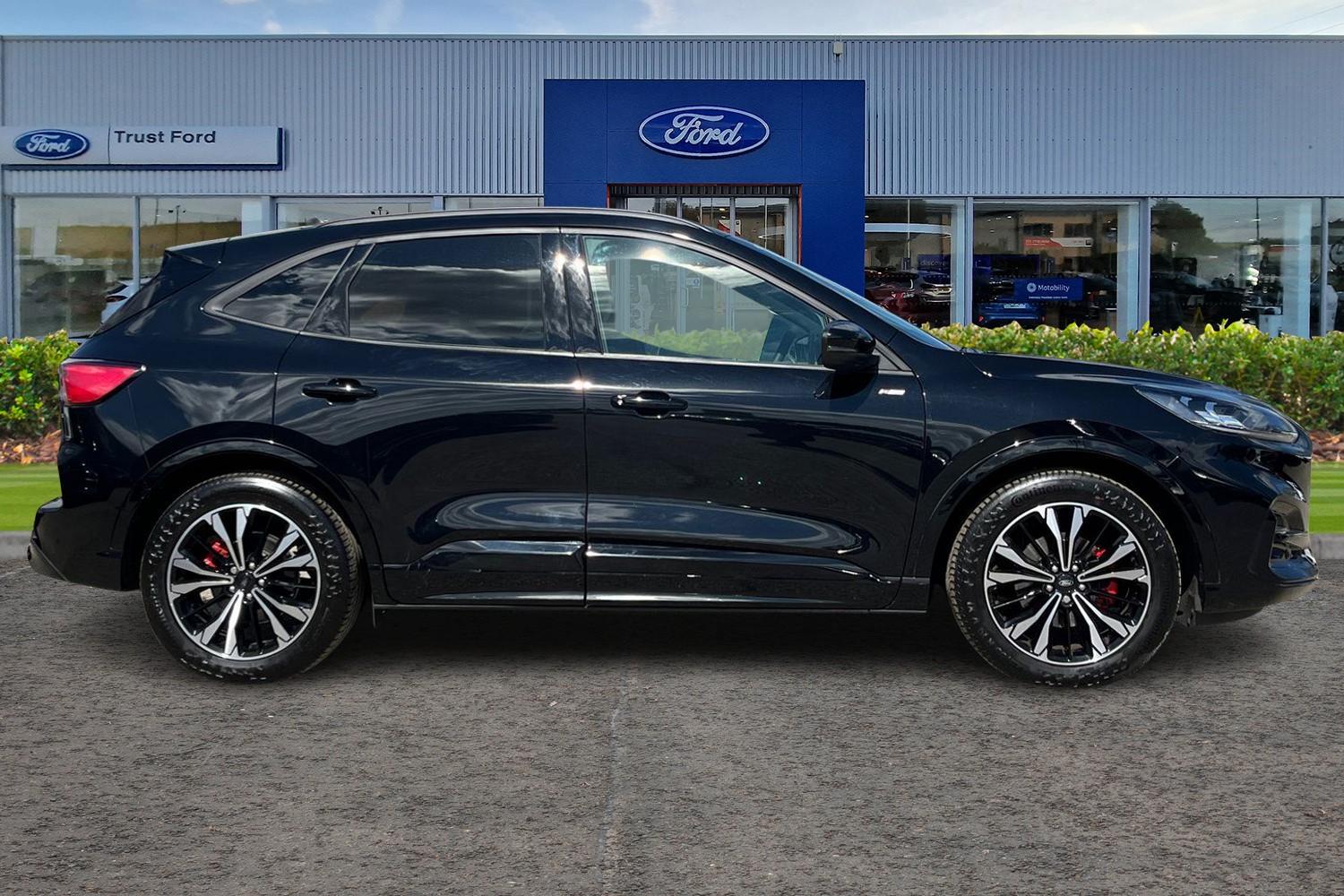 Ford KUGA Photo 2