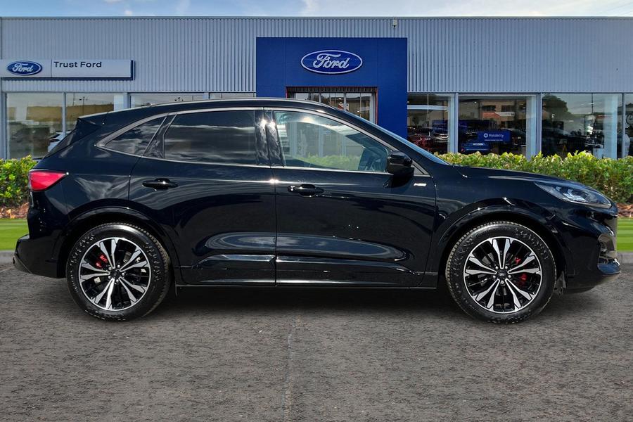 Ford KUGA Photo autoimg-beb38eda9d818bd2e9c2b7f797dbfd28bd4d4a54.jpg