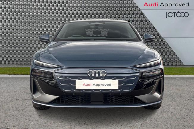 AUDI A6 E-Tron Avant Photo 8