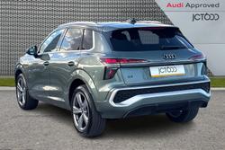 AUDI Q3 Photo 3