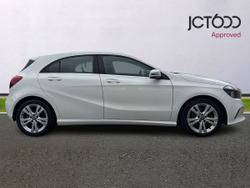 MERCEDES-BENZ A Class Photo 4