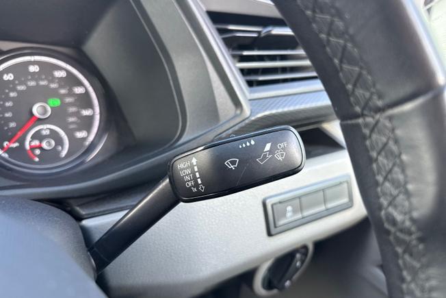 VOLKSWAGEN Transporter Photo 32