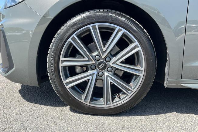 AUDI A1 Photo 5