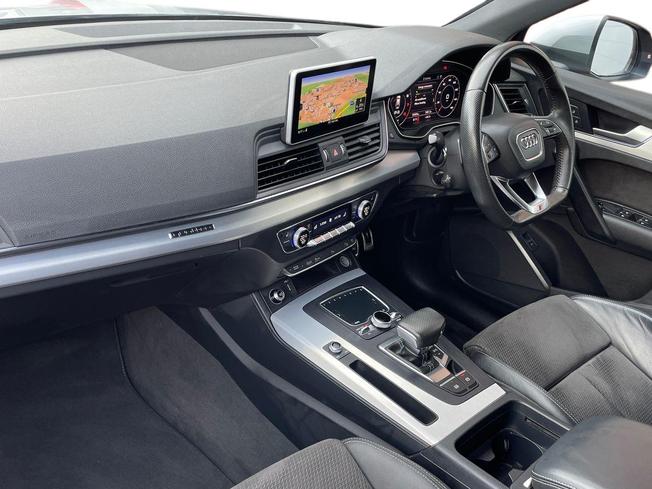 Audi Q5 Photo 2