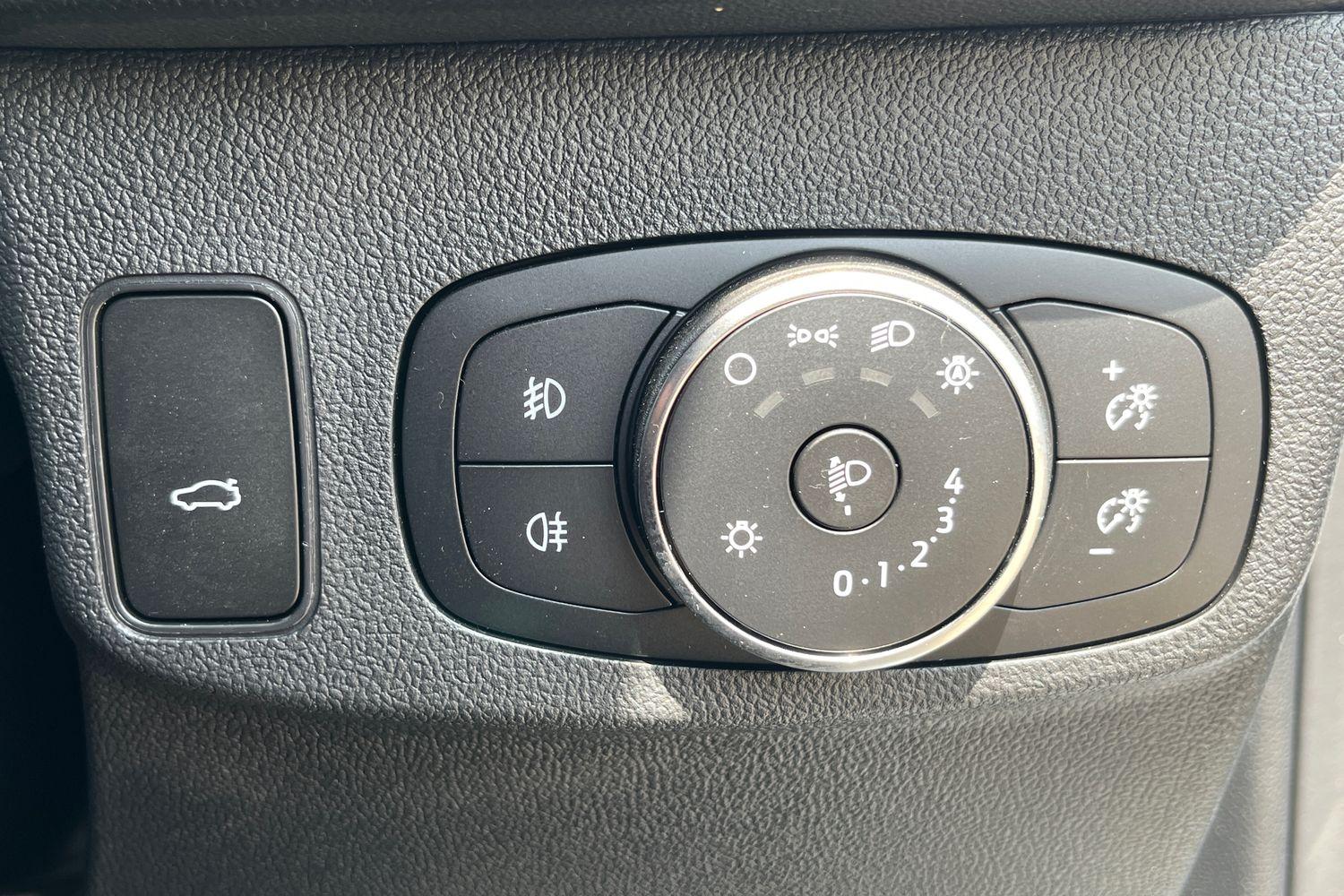 Ford FOCUS Photo 27