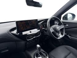 NISSAN Juke Photo 2