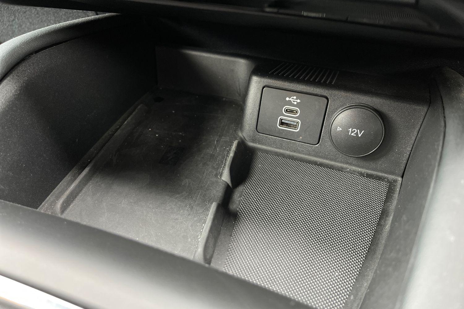 Ford Kuga Photo 31