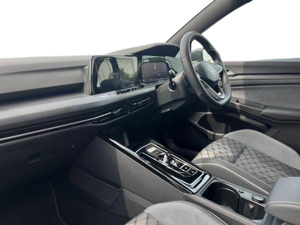Volkswagen Golf Photo autoimg-bec31f52d9808b133538485239c98e89077c725e.jpg