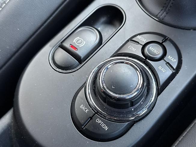 MINI Electric Hatch Photo 57