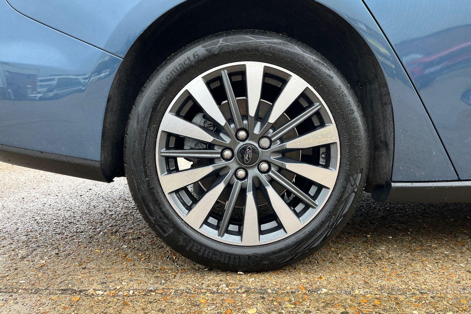 Ford Focus Photo 7