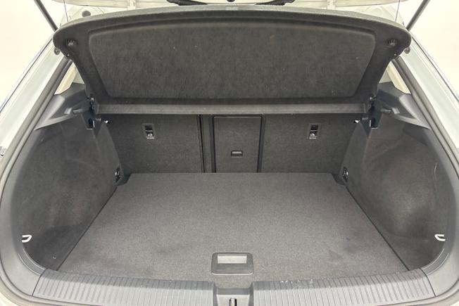 Volkswagen T-ROC Photo 12