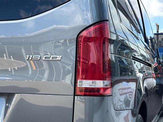 Mercedes-Benz Vito Photo 18