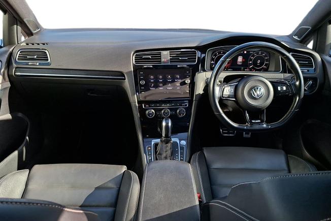 Volkswagen Golf Photo 10