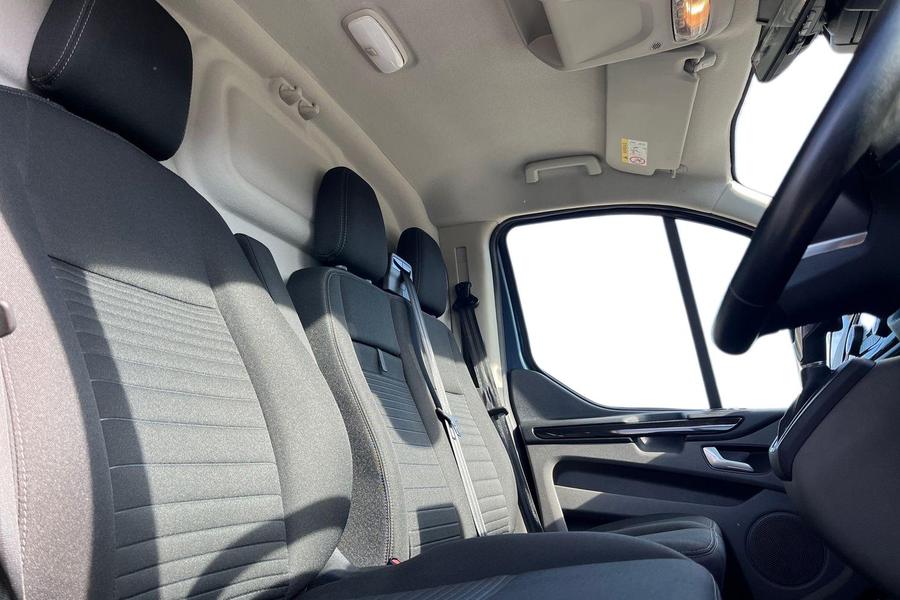 Ford TRANSIT CUSTOM Photo autoimg-bec770ab44c98d0c113d911a0c2ce559dab5d02a.jpg