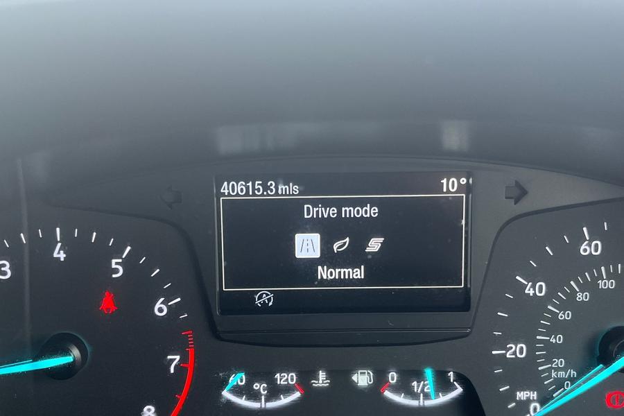 Ford FIESTA Photo autoimg-bec78ea15a00846450f3426b8a0ae6879488df2b.jpg