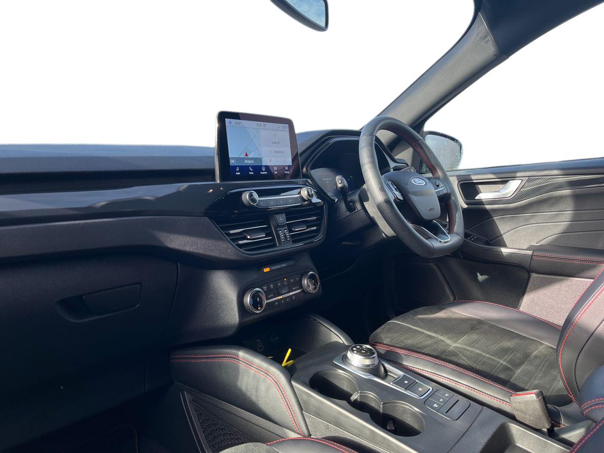 Ford Kuga Photo 2