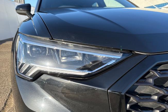 AUDI Q3 Photo 19