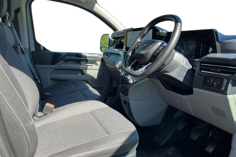Used FORD TRANSIT CUSTOM YG24ZZD 12