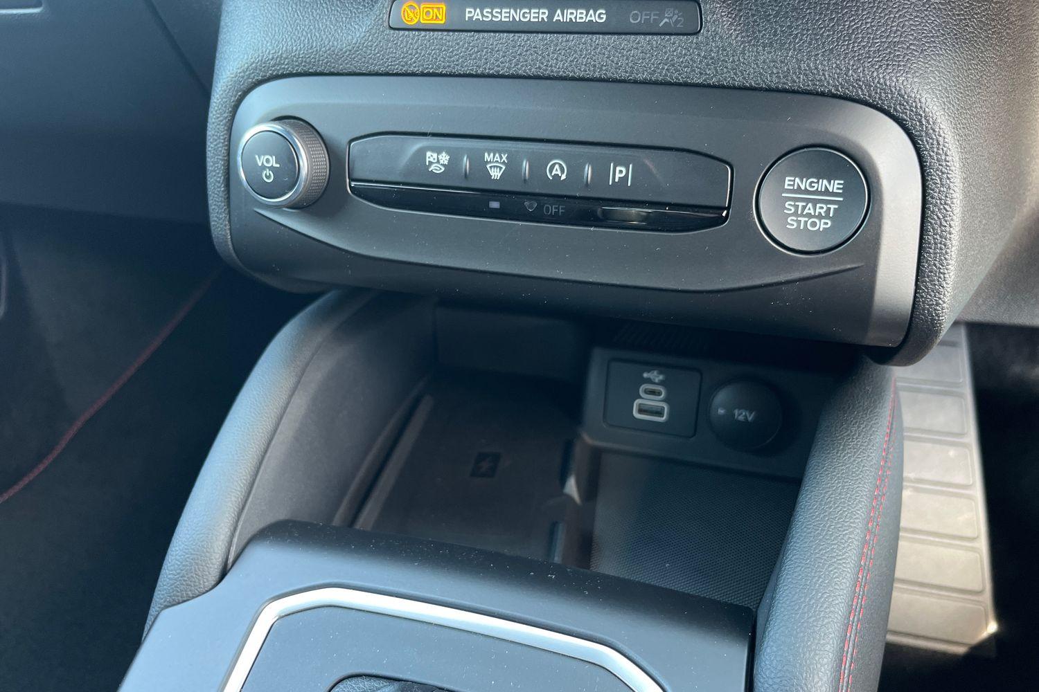 Ford FOCUS Photo 31