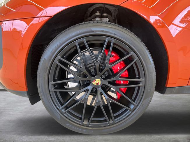 PORSCHE Macan Photo 9