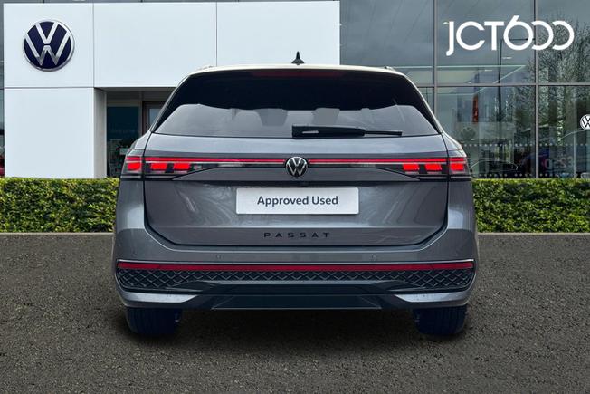 VOLKSWAGEN Passat Photo 7