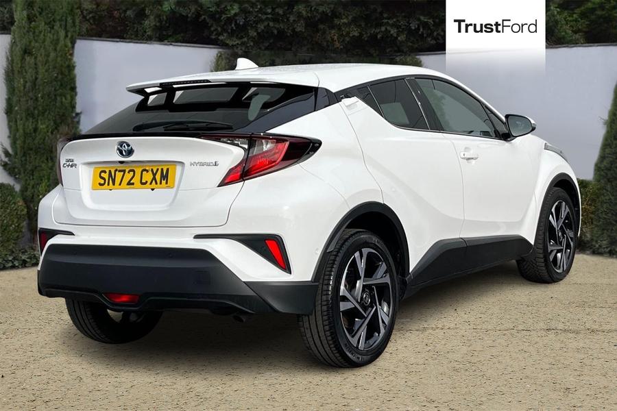 Toyota C-HR Photo autoimg-bed476fd644267c75546eaaef180a97a1a53a4b2.jpg