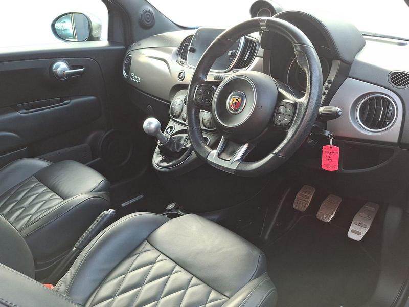 Used Abarth 595 YR22ZTB 10