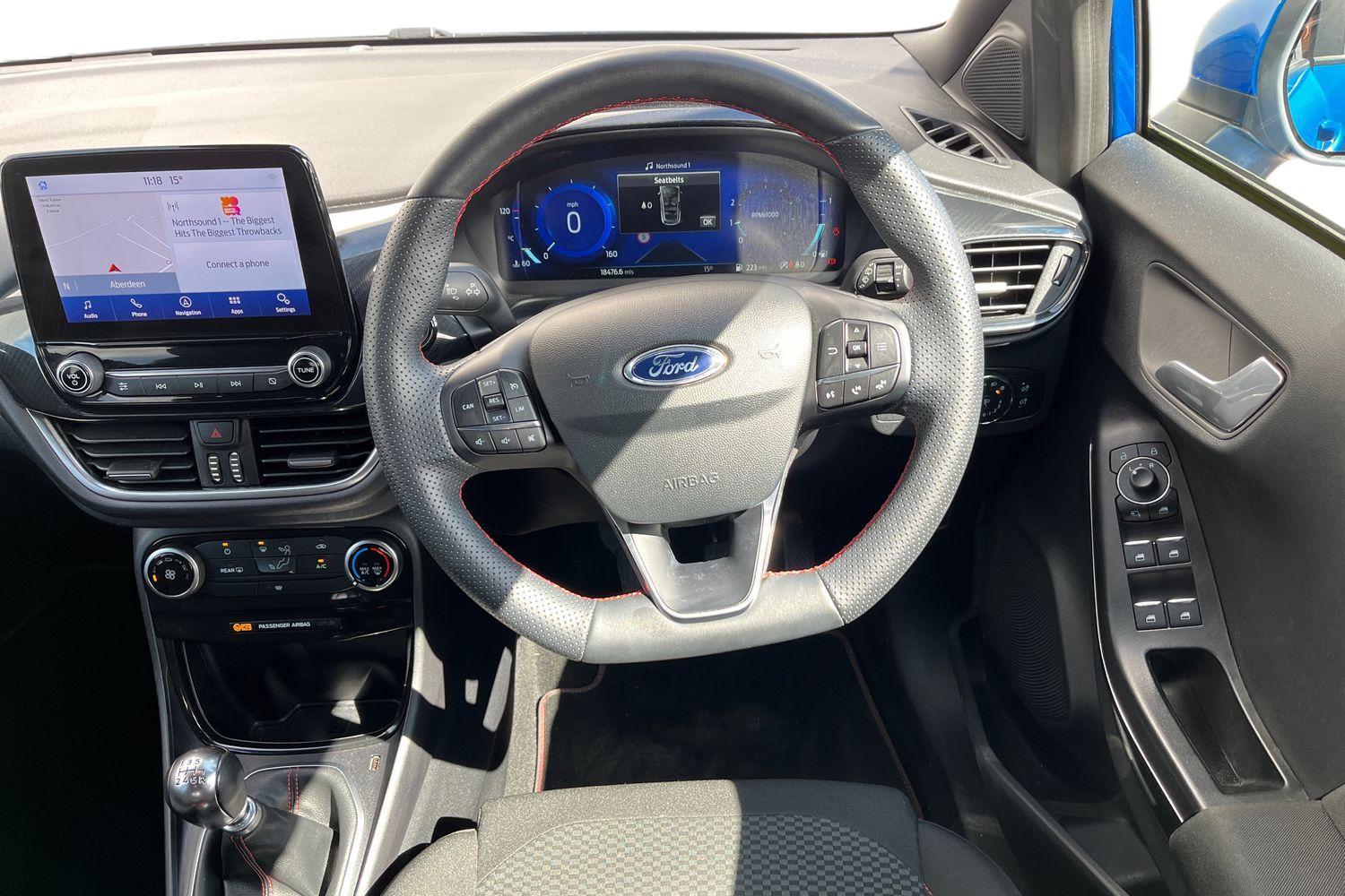 Ford PUMA Photo 10
