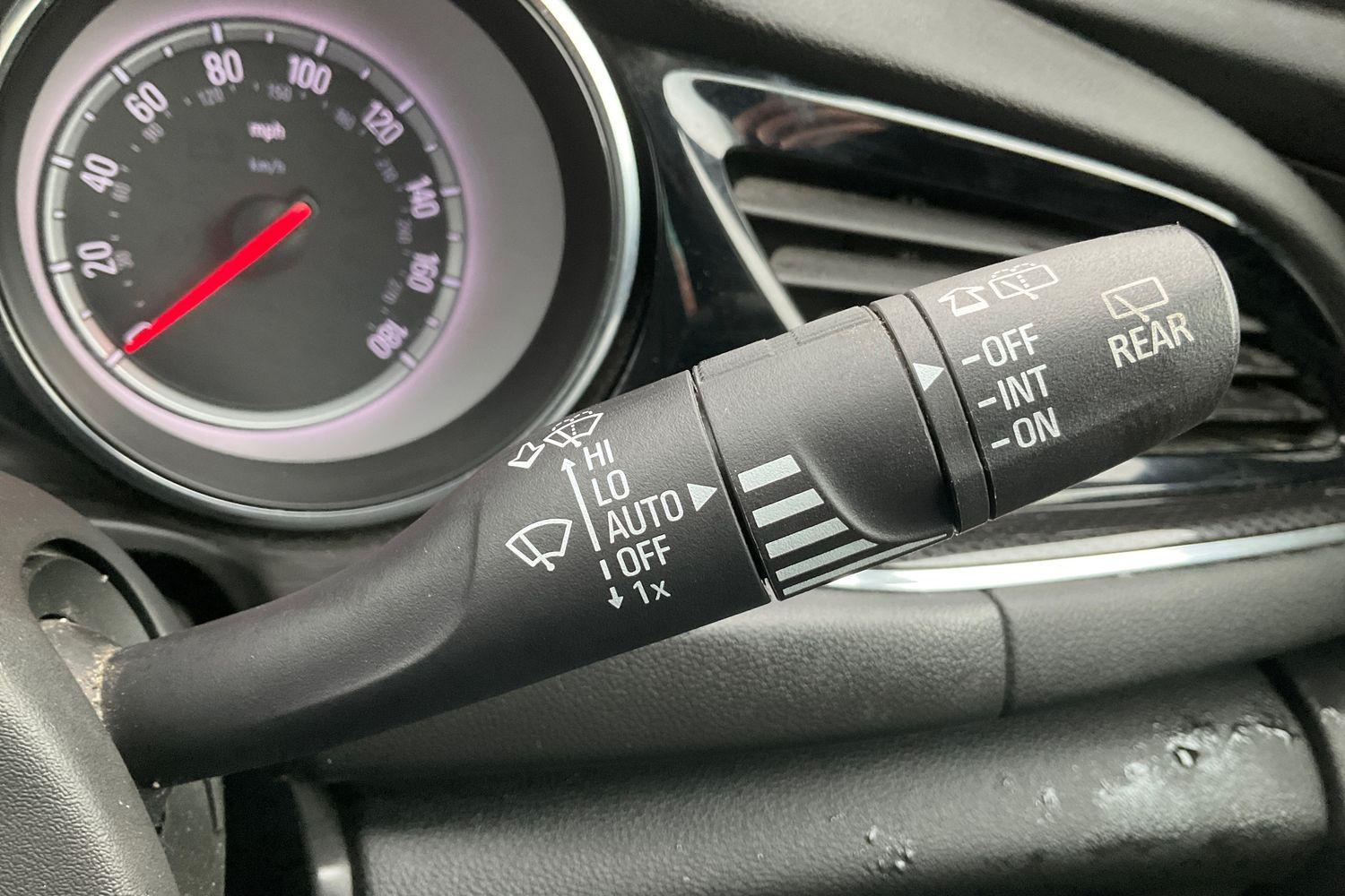Vauxhall INSIGNIA Photo 14
