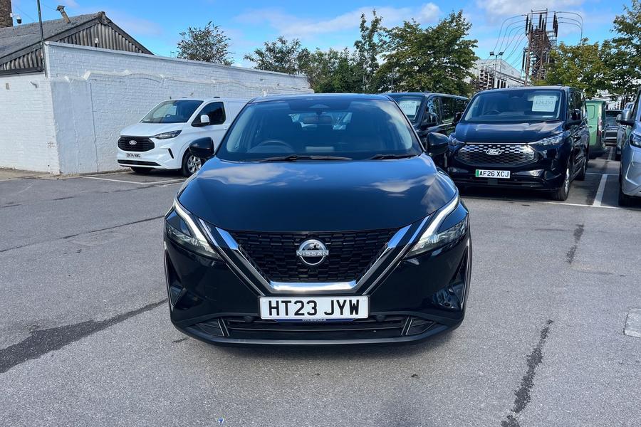 Nissan QASHQAI Photo autoimg-bed8e0aa5bb8dc7f2be4dad777f0c5c221b684ee.jpg