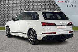 AUDI Q7 Photo 3