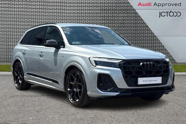 AUDI Q7 Photo 1