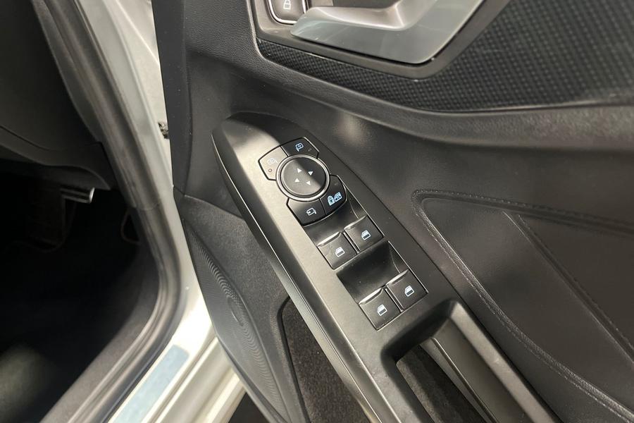 Ford Focus Photo autoimg-bee2b6c63821a4deaca157fec327c991328d6205.jpg