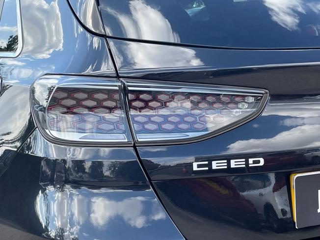 Kia Ceed Photo 18