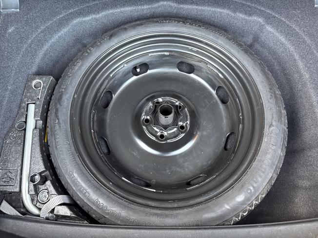 VOLKSWAGEN Golf Photo 21
