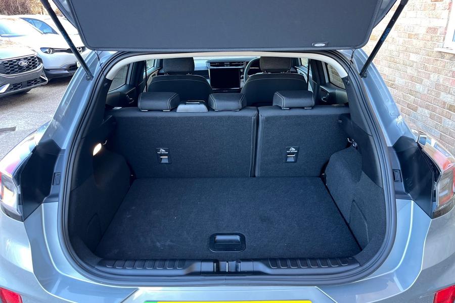 Ford PUMA Photo autoimg-bee92a50999fbfa8ba9a255e935baa461865d39f.jpg