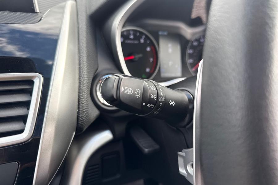 Mitsubishi ECLIPSE CROSS Photo autoimg-beec7ae074e79b9d6505357ad3c9702ddc79217d.jpg
