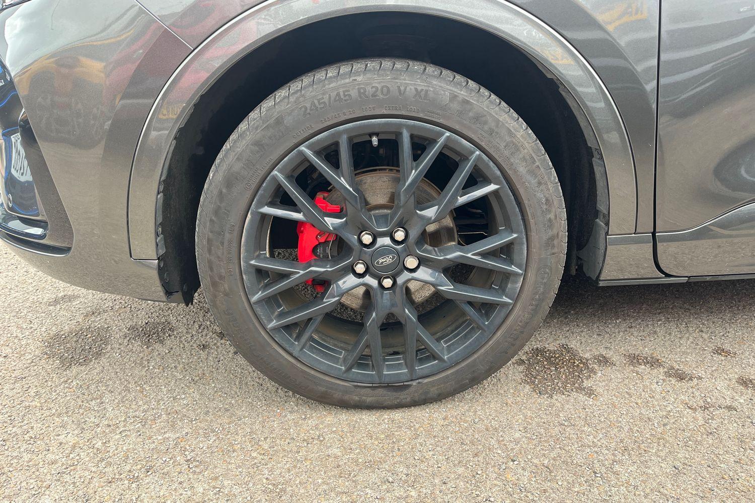 Ford Kuga Photo 24