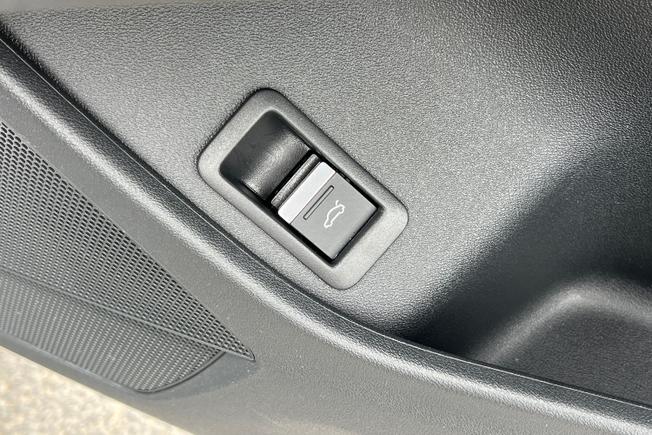 AUDI Q4 E-Tron Photo 53