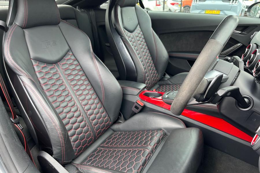 Audi TT Photo autoimg-bef39cb05a849ad0a1ea854e90d6b96359c16805.jpg