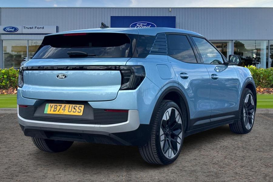 Ford EXPLORER Photo autoimg-befa8f48bac21eaf386889f536be06b5b132670e.jpg