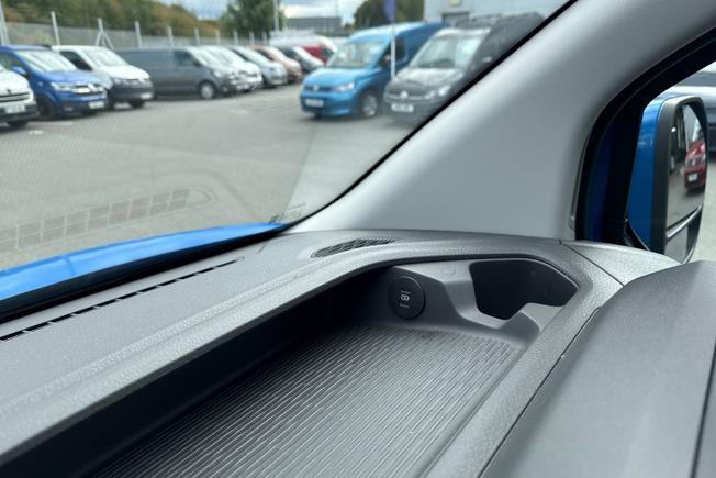 Volkswagen Transporter Photo 27