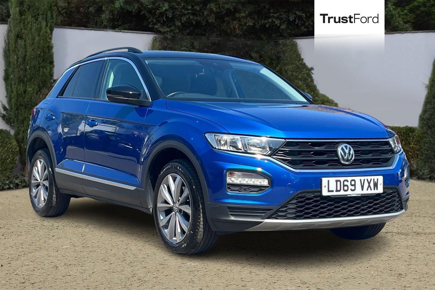 Volkswagen T-ROC Photo 0