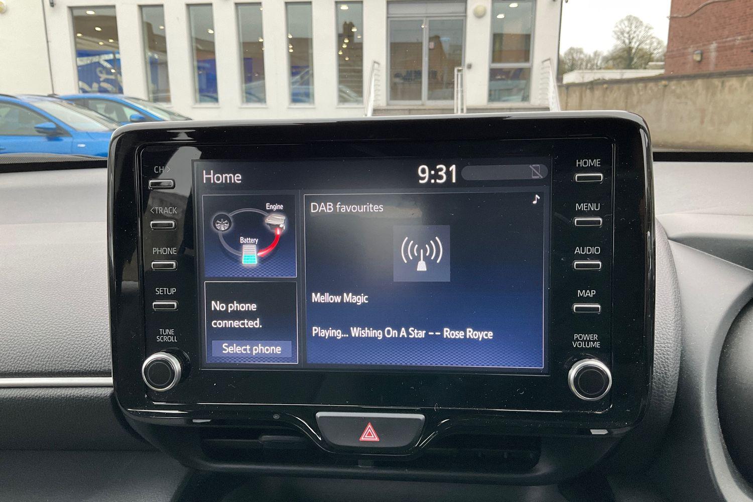 Toyota YARIS CROSS Photo 22