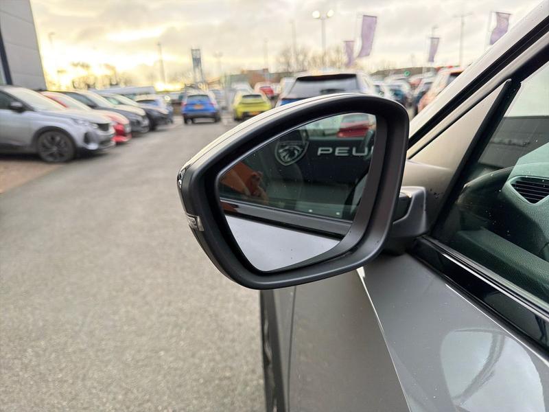 Used Peugeot E-2008 ND24XNL 26