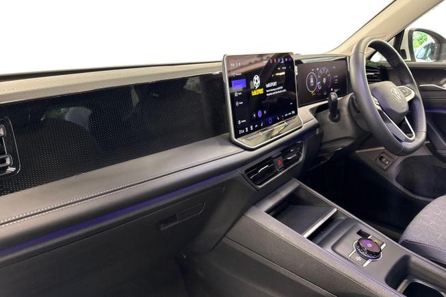 VOLKSWAGEN Tiguan Photo 2