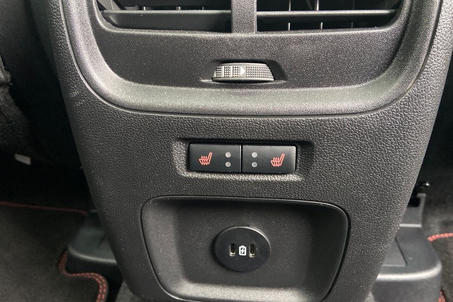 Ford Kuga Photo autoimg-bf0f00f798a7baa9dcd0ad1a11545927d249211d.jpg