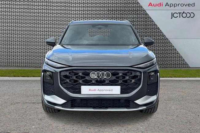 AUDI Q3 Photo 8
